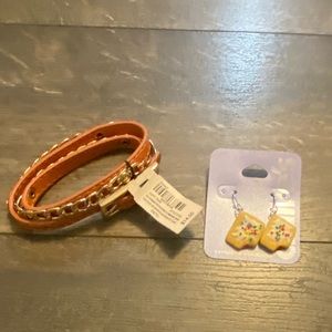 Set of 2 PCs of New Jewelry.1 Aeropostale Bracelet & 1 Pair of Claire’s‎ Earring